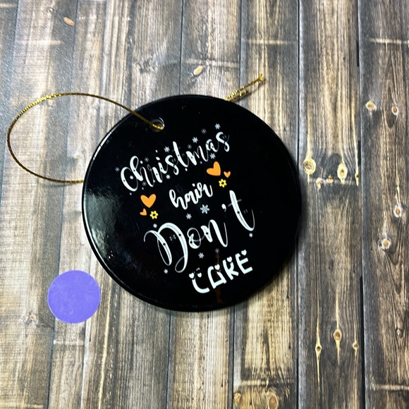 5for$10 "Christmas Hair Don't Care" Ceramic Christmas Glossy Ornament Decor NWT - Picture 3 of 4